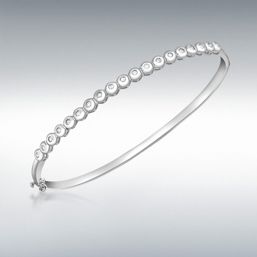 9ct White Gold 0.26ct Diamond Rubover 3.5mm Disc Row Bangle